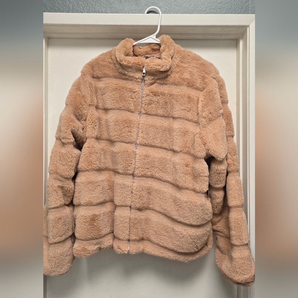 NWT Time and Tru Cozy Tan Teddy Jacket